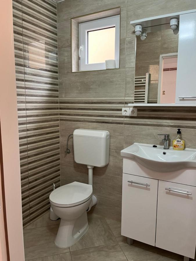 Opg - Zm Apartmani Martinovic Novska Exterior foto
